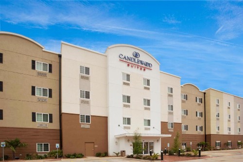 Candlewood Suites San Antonio Downtown an IHG Hotel - image 14