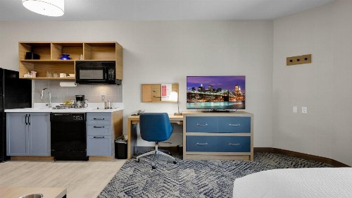 Candlewood Suites San Antonio Downtown an IHG Hotel - image 2