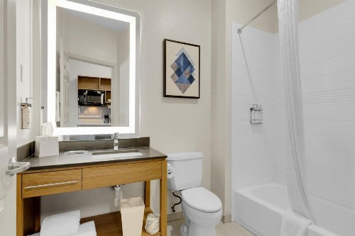 Candlewood Suites San Antonio Downtown an IHG Hotel - image 24