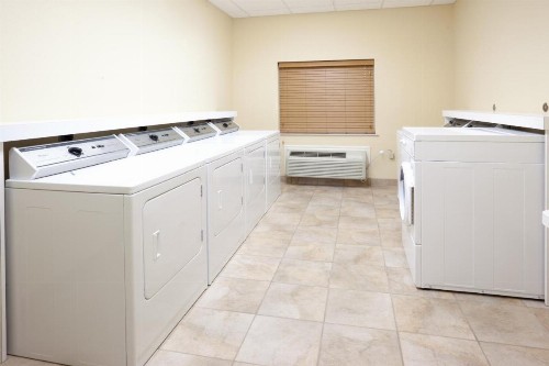 Candlewood Suites San Antonio Downtown an IHG Hotel - image 25