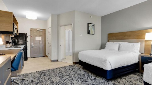 Candlewood Suites San Antonio Downtown an IHG Hotel - image 31