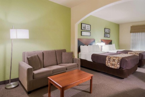 SureStay Plus Hotel by Best Western Near SeaWorld San Antonio - image 16