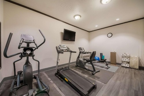 SureStay Plus Hotel by Best Western Near SeaWorld San Antonio - image 30