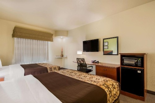 SureStay Plus Hotel by Best Western Near SeaWorld San Antonio - image 3