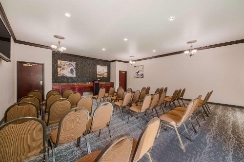 SureStay Plus Hotel by Best Western Near SeaWorld San Antonio - image 4