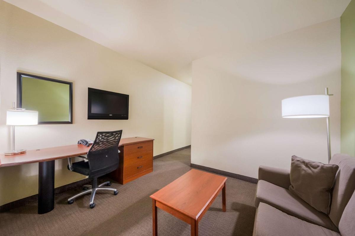 SureStay Plus Hotel by Best Western Near SeaWorld San Antonio - image 5