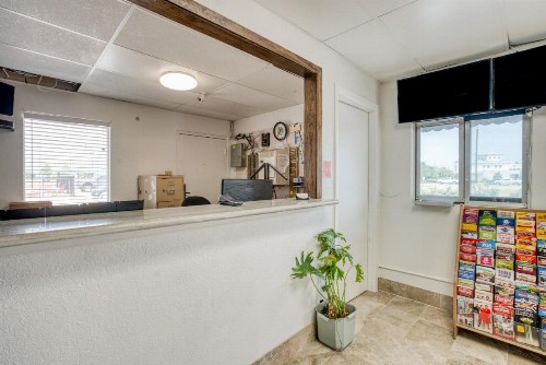 OYO Hotel San Antonio Lackland Air Force Base West - image 16