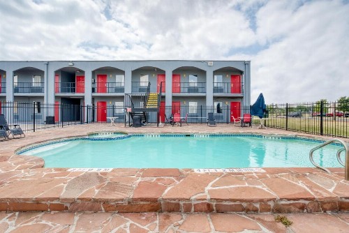 OYO Hotel San Antonio Lackland Air Force Base West - image 19