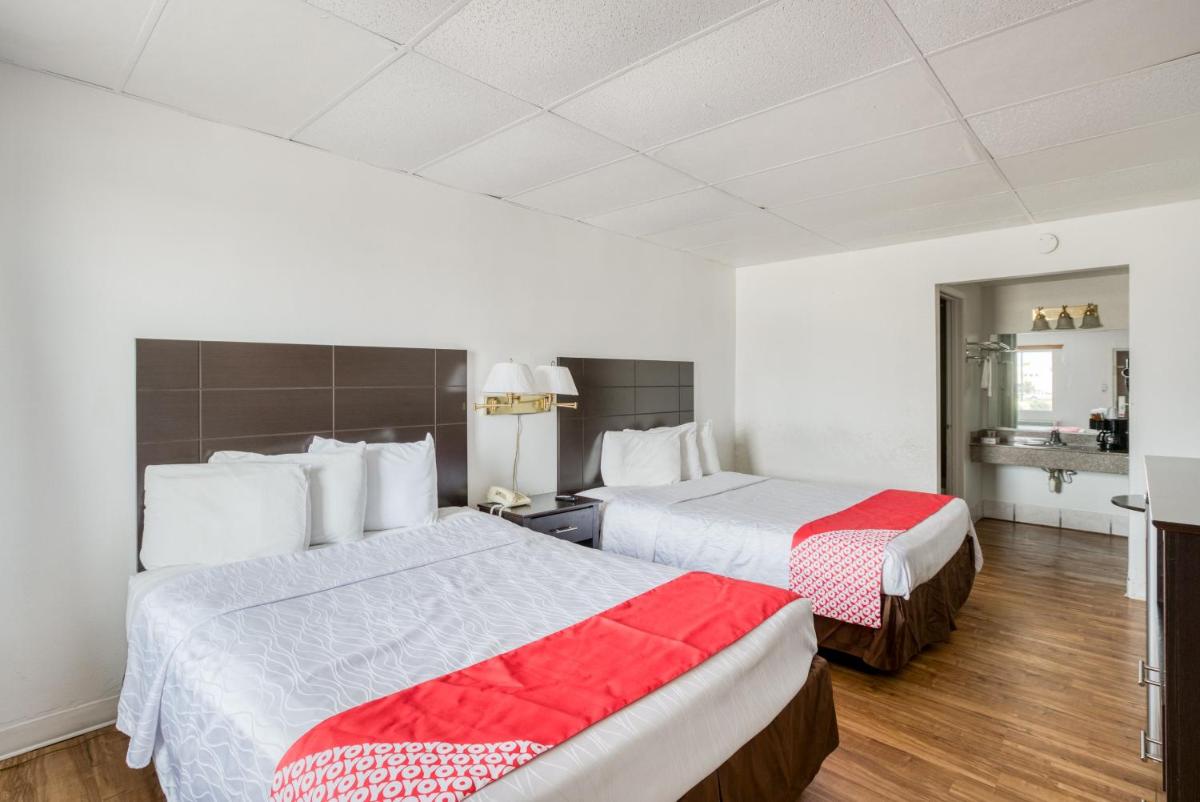 OYO Hotel San Antonio Lackland Air Force Base West - image 7