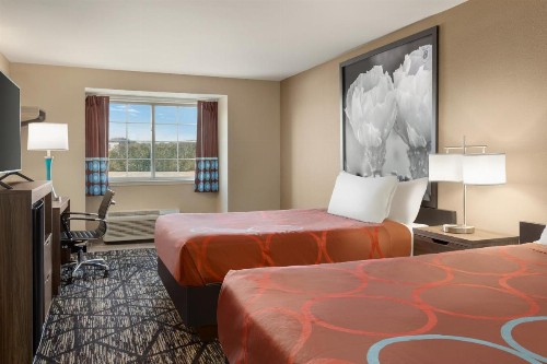 Super 8 by Wyndham San Antonio Airport North - image 15