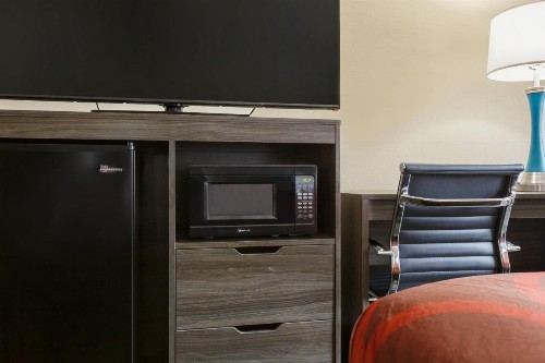 Super 8 by Wyndham San Antonio Airport North - image 22