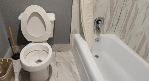 Americas Best Value Inn AT&T Center - image 16