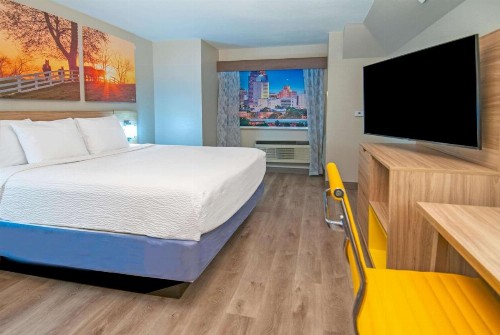 Days Inn & Suites by Wyndham San Antonio North/Stone Oak - image 30