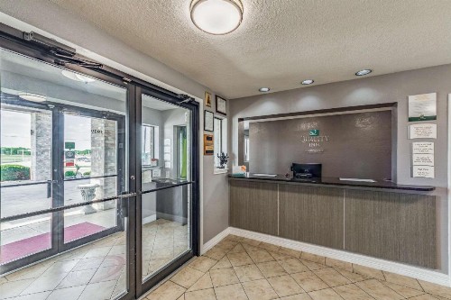 Quality Inn I-10 East near AT&T Center - image 24