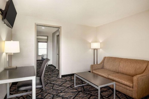 Days Inn by Wyndham San Antonio Near Fiesta Park - image 19