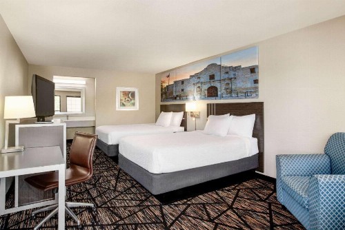 Days Inn by Wyndham San Antonio Near Fiesta Park - image 24