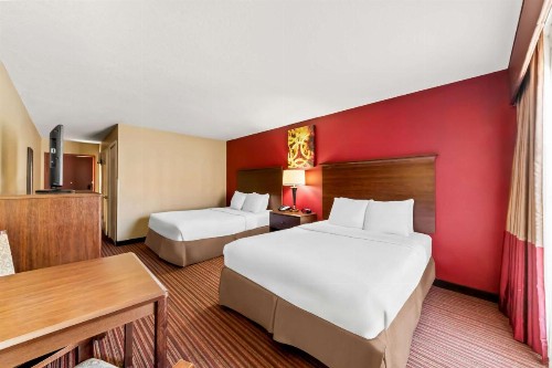 Best Western Plus Fiesta Inn - image 18
