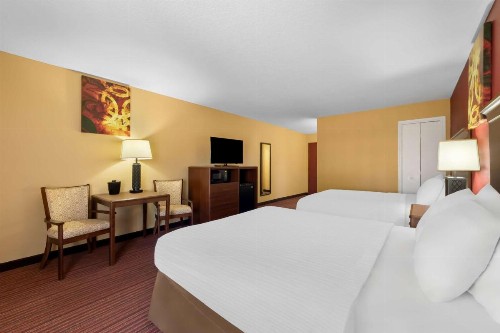 Best Western Plus Fiesta Inn - image 26