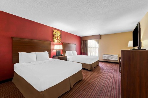 Best Western Plus Fiesta Inn - image 3
