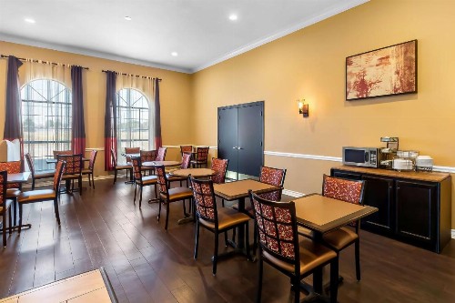 Best Western Plus Fiesta Inn - image 46