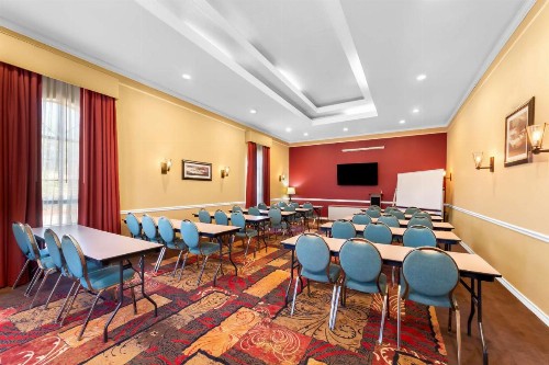 Best Western Plus Fiesta Inn - image 47