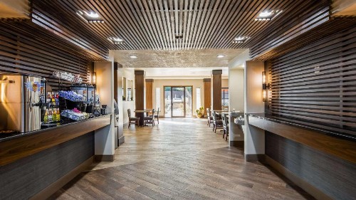 Best Western Plus Hill Country Suites - San Antonio - image 10