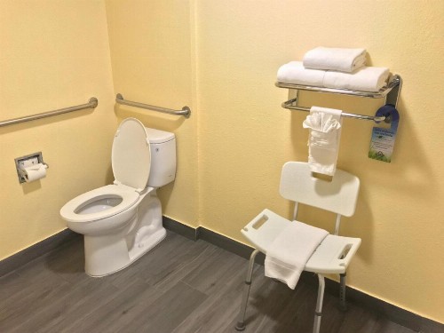 Days Inn by Wyndham San Antonio Airport - image 11