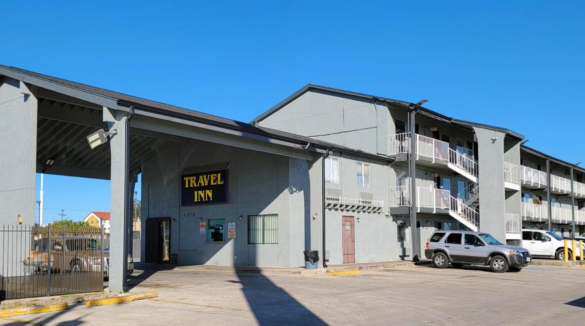 Travel Inn San Antonio - image 3