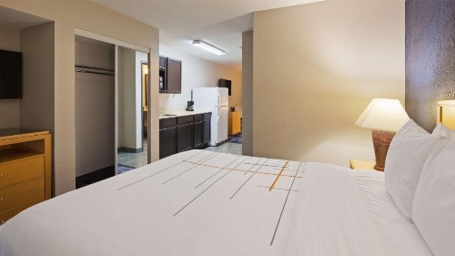 SureStay Plus by Best Western San Antonio Fort Sam Houston - image 22