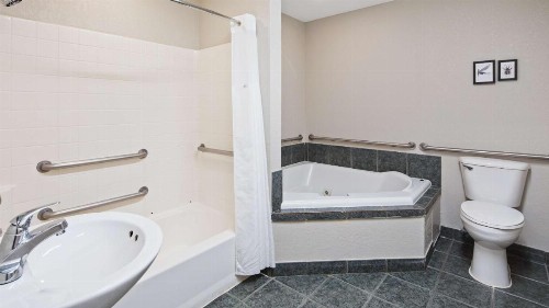 SureStay Plus by Best Western San Antonio Fort Sam Houston - image 30