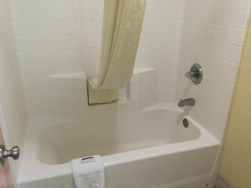 Luxury Inn and Suites Seaworld - image 26