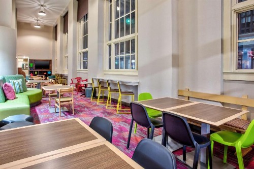 Home2 Suites by Hilton San Antonio Downtown - image 2