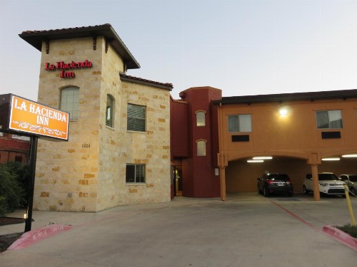 La Hacienda Inn - image 21