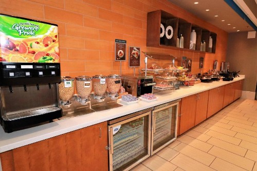 Springhill Suites by Marriott San Antonio Alamo Plaza/Convention Center - image 14