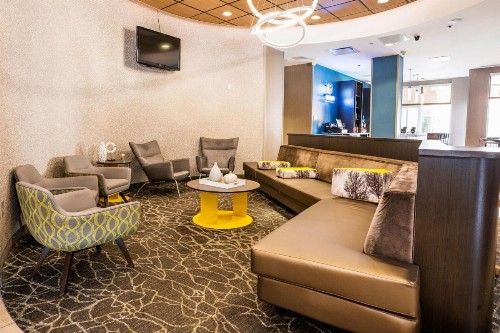 Springhill Suites by Marriott San Antonio Alamo Plaza/Convention Center - image 6