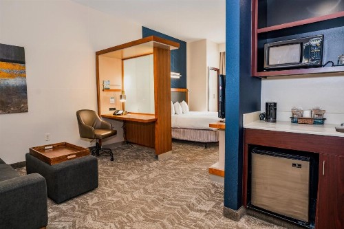 Springhill Suites by Marriott San Antonio Alamo Plaza/Convention Center - image 7