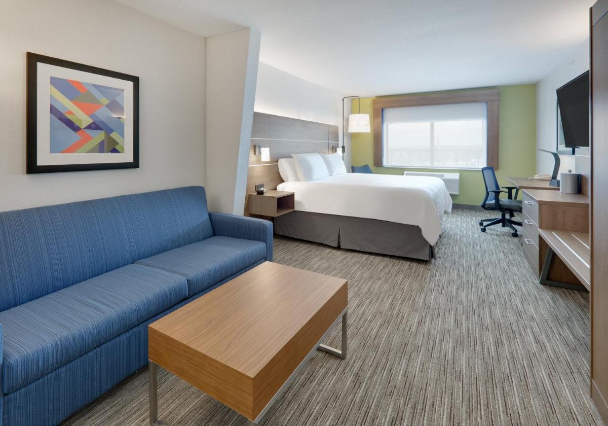 Holiday Inn Express Northwest near Sea World an IHG Hotel - image 4
