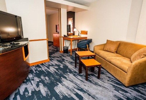 Fairfield Inn & Suites by Marriott San Antonio Downtown/Alamo Plaza - image 25