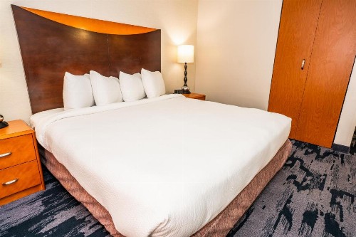Fairfield Inn & Suites by Marriott San Antonio Downtown/Alamo Plaza - image 27