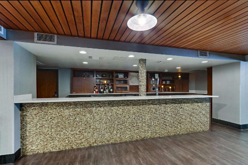 Drury Inn & Suites San Antonio Airport - image 4