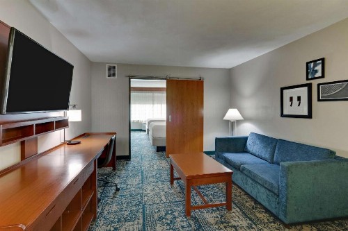 Drury Inn & Suites San Antonio Airport - image 6