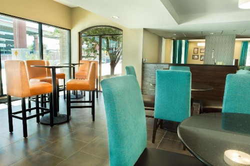 Pear Tree Inn San Antonio Airport - image 16