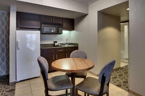 Drury Plaza Hotel San Antonio Airport - image 17