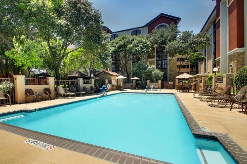 Drury Plaza Hotel San Antonio Airport - image 38