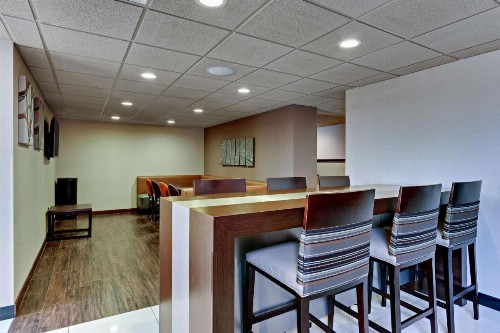 Drury Plaza Hotel San Antonio Airport - image 9