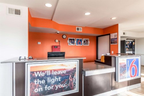 Motel 6-San Antonio TX - South WW White Rd - image 15