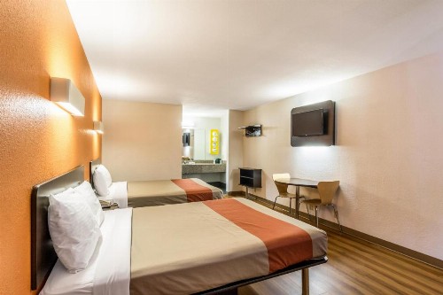 Motel 6-San Antonio TX - South WW White Rd - image 9