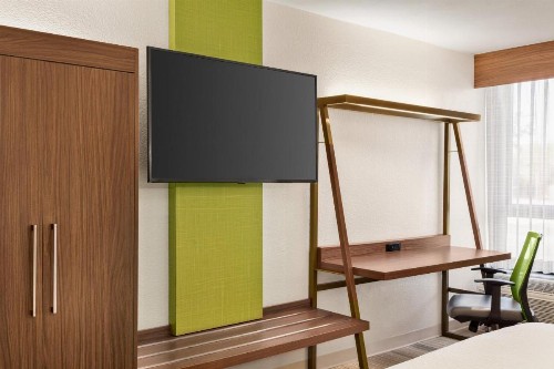 Holiday Inn Express - San Antonio Airport an IHG Hotel - image 42