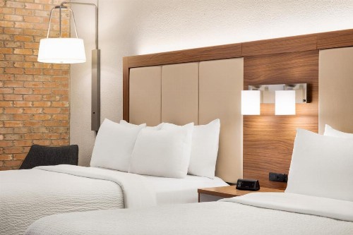 Holiday Inn Express - San Antonio Airport an IHG Hotel - image 5