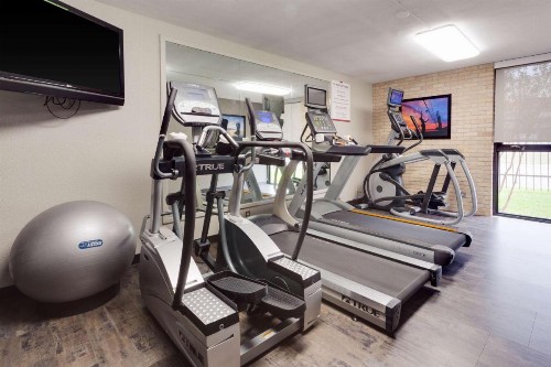 Drury Inn & Suites San Antonio Northeast - image 24